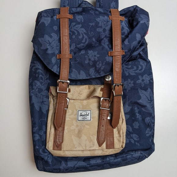 herschel leaf backpack